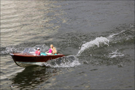 Riva Aqurama Spezial